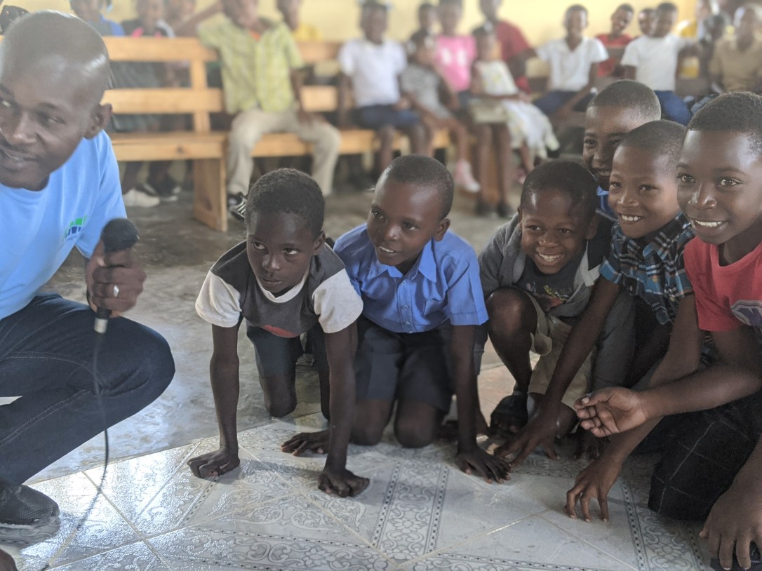 00100lrPORTRAIT_00100_BURST20200127154258749_COVER